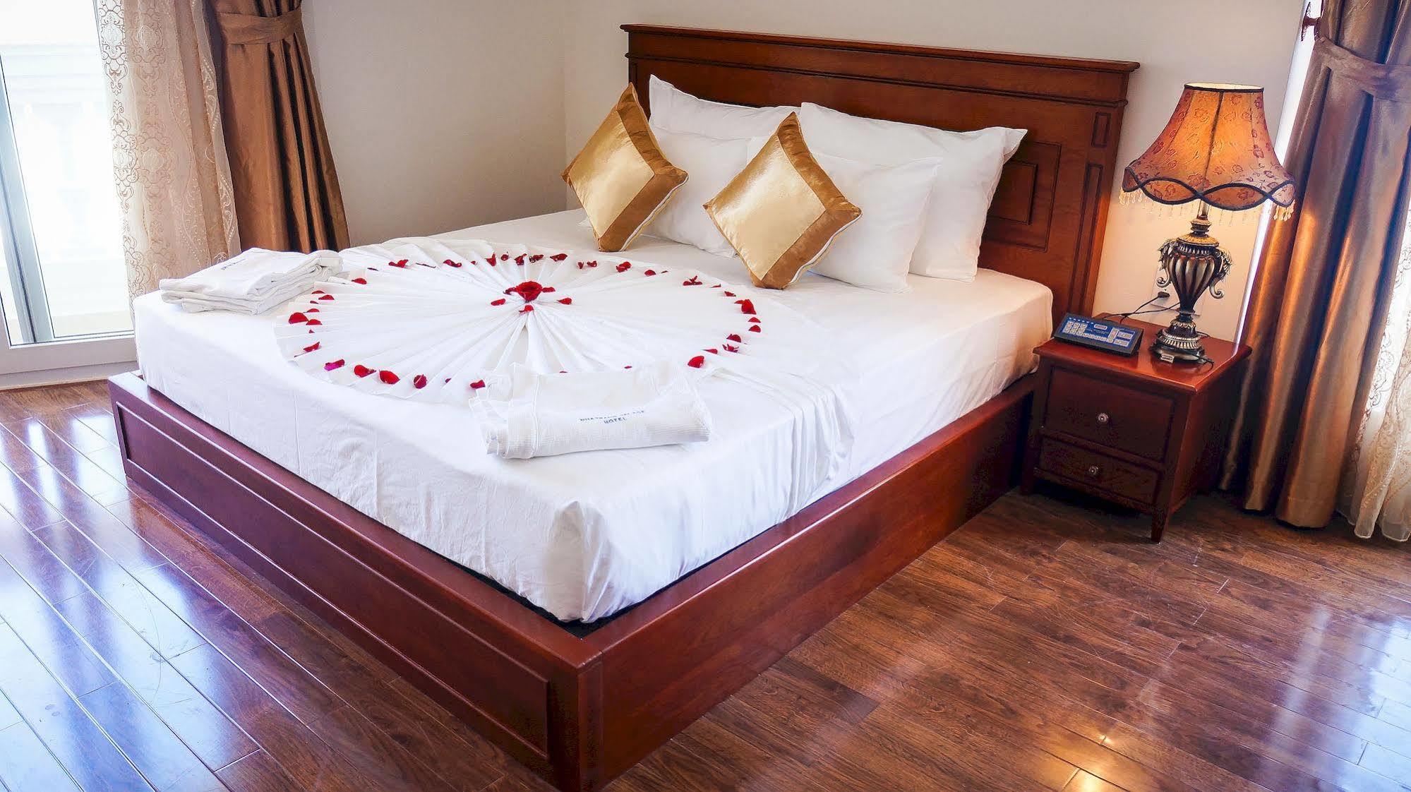 Nha Trang Palace Hotel Екстериор снимка